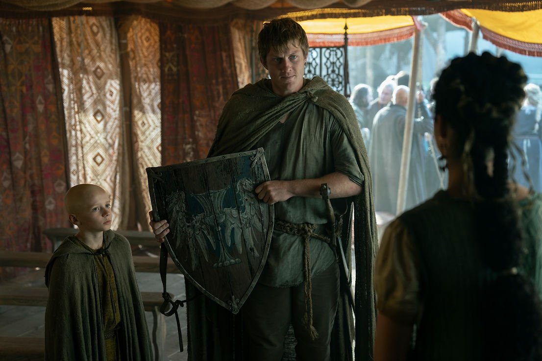 Dexter Sol Ansell as Egg and Peter Claffey as Ser Duncan the Tall in A Knight of the Seven Kingdoms © HBO