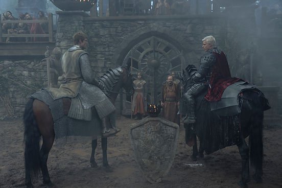 Peter Claffey as Ser Duncan the Tall and Finn Bennet as Aerion Targaryen on horseback in A Knight of the Seven Kingdoms